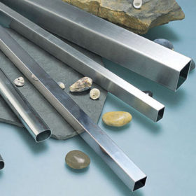 专业生产304薄壁不锈钢无缝方管抛光矩形管 不锈钢方通多规格定制