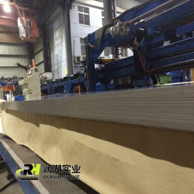 （宝钢汽车钢）SAPH400酸洗板精品新货 精整叠放 万吨在库