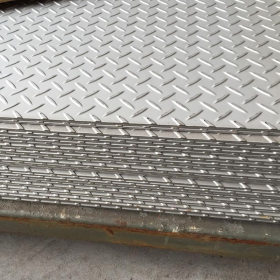 厂家直销 不锈钢钢板防滑地板 防滑工作面板  平底冲压米粒花纹板