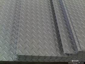 Q235花纹板 防滑花纹钢板 楼梯专用钢板 可加工量大优惠