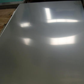 供应304不锈钢卷板 8K镜面抛光油膜拉丝覆膜真空镀钛精密分条