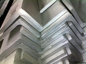 镀锌角钢，无锡现货镀锌角钢，可根据客户要求加工，冲孔，定尺