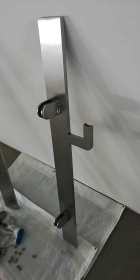 不锈钢楼梯立柱 304不锈钢立柱配件楼梯扶手工程玻璃不锈钢立柱