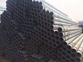 批发各种规格、厚度的热镀锌钢管和大棚用钢管，镀锌执行新国标。