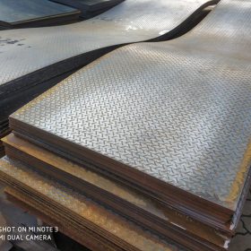 南京花纹板大量现货批发销售钢板可以折弯加工踏步板