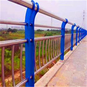天桥步梯护栏 供应安装 重庆库房 安装快捷 服务电微 13350316627